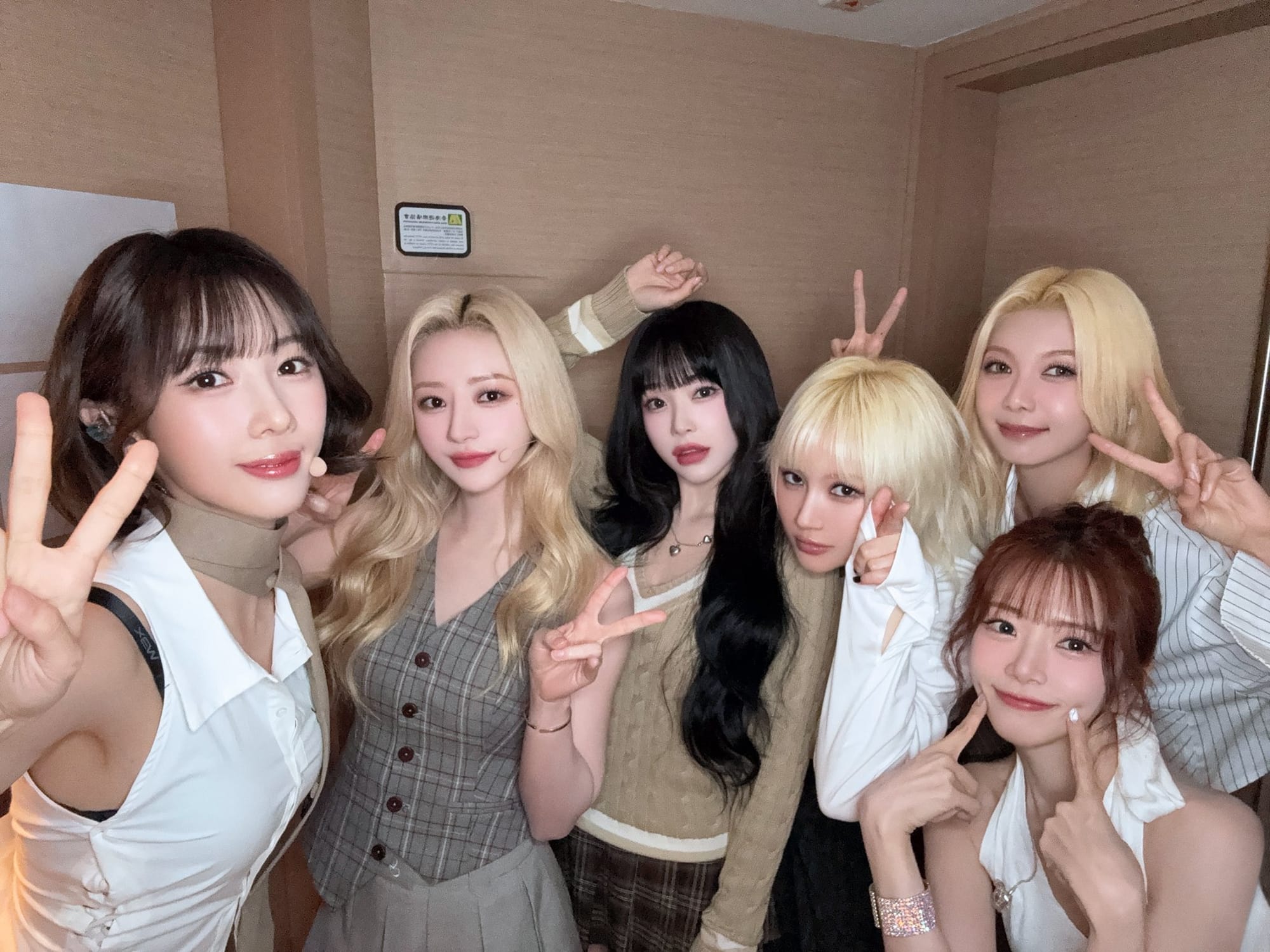 Dreamcatcher Dazzles in Hong Kong As UAU Debut Month Arrives