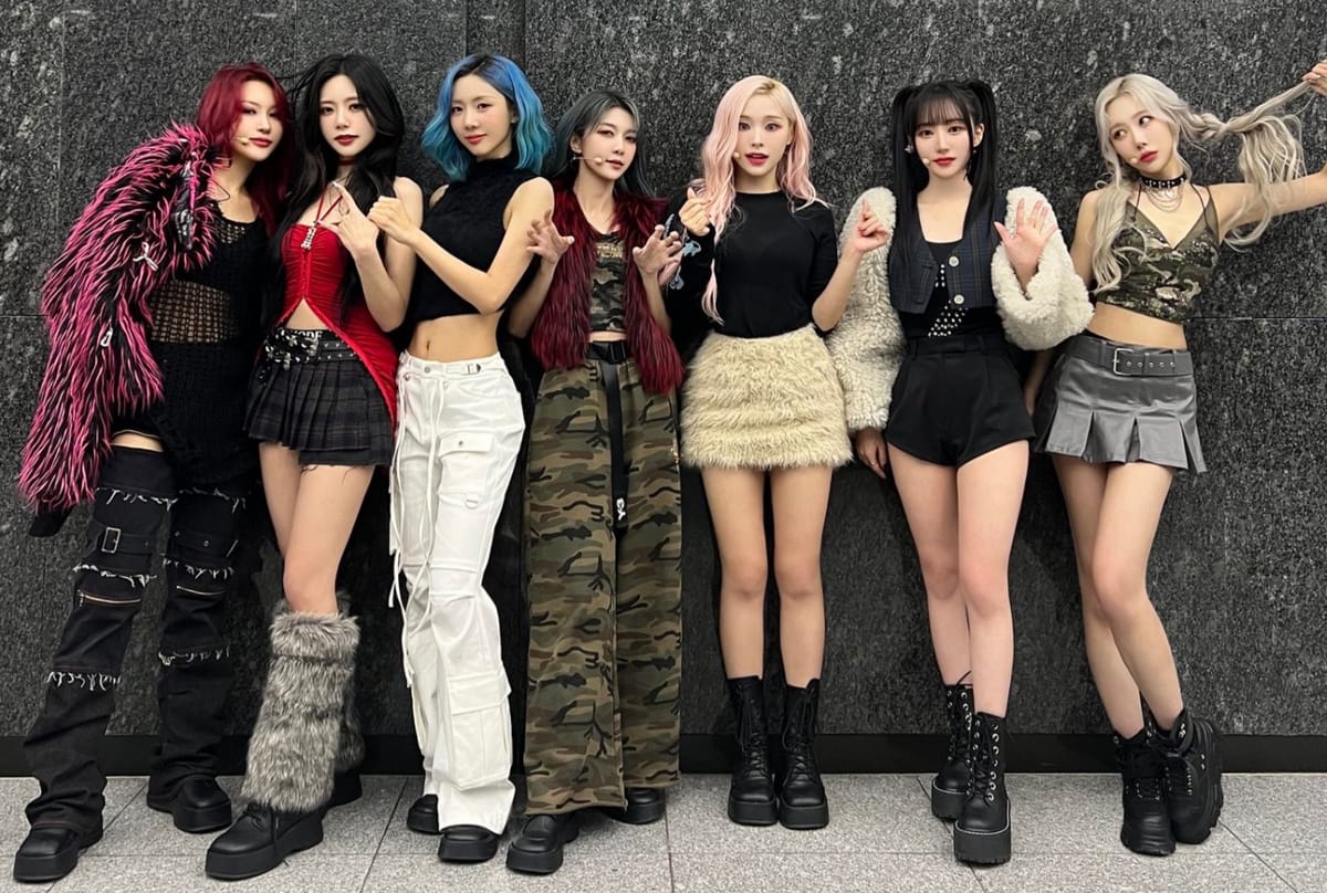 New Looks, Behind Photos, And A Surprise Gig Begin Dreamcatcher's Comeback Road